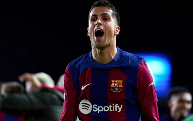 بعد انتقال كانسيلو لبرشلونة.. إنتر يستهدف لاعب الاتحاد في الميركاتو الشتوي